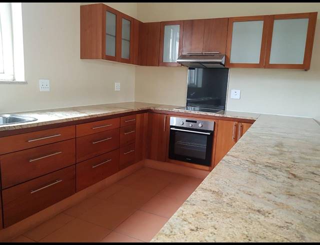 2 BEDROOM APARTMENT TO LET IN POINT WATERFRONT